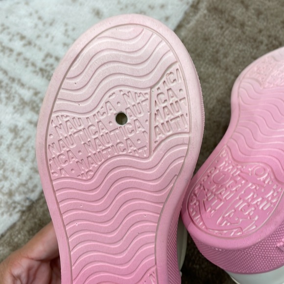 Nautica Velcro Sneakers - Picture 6 of 6